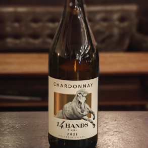 14 Hands Chardonnay 2021. 6 flasker.